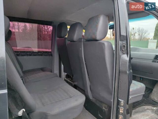 Черный Мерседес Вито, объемом двигателя 2.2 л и пробегом 489 тыс. км за 5200 $, фото 10 на Automoto.ua