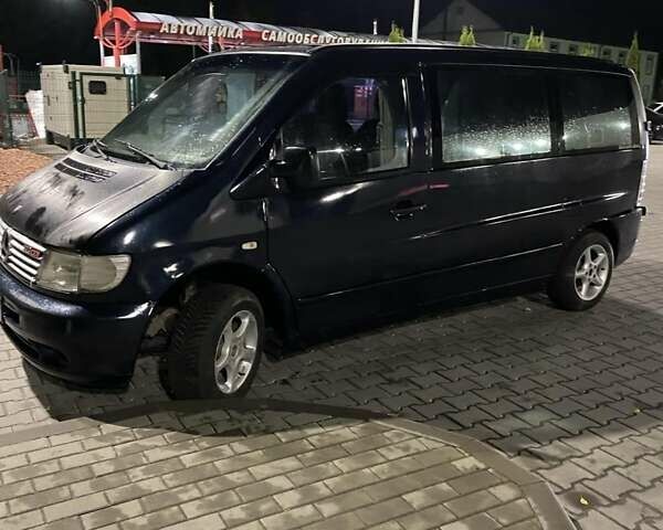 Черный Мерседес Вито, объемом двигателя 2.15 л и пробегом 400 тыс. км за 3500 $, фото 3 на Automoto.ua