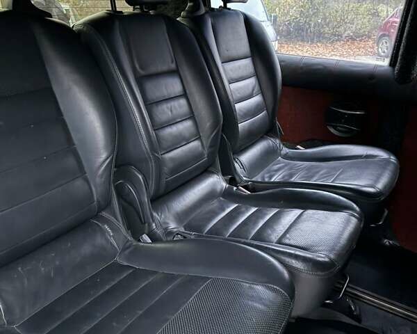 Мерседес Вито 2003 в Черновцах на Automoto.ua Черный Мерседес Вито, объемом двигателя 2.15 л и пробегом 340 тыс. км за 4850 $, фото 19 на Automoto.ua