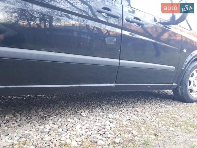 Чорний Мерседес Віто, об'ємом двигуна 2.15 л та пробігом 530 тис. км за 5800 $, фото 18 на Automoto.ua