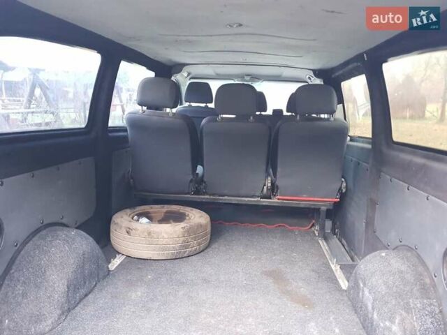 Чорний Мерседес Віто, об'ємом двигуна 2.15 л та пробігом 530 тис. км за 5800 $, фото 36 на Automoto.ua