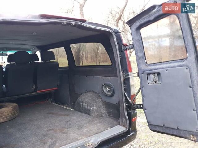 Чорний Мерседес Віто, об'ємом двигуна 2.15 л та пробігом 530 тис. км за 5800 $, фото 37 на Automoto.ua