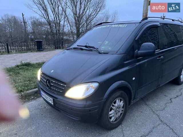 Черный Мерседес Вито, объемом двигателя 2.15 л и пробегом 264 тыс. км за 6000 $, фото 1 на Automoto.ua