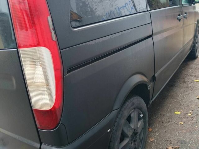 Черный Мерседес Вито, объемом двигателя 0 л и пробегом 450 тыс. км за 4000 $, фото 15 на Automoto.ua