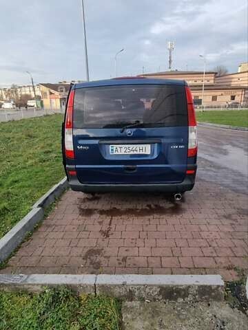 Черный Мерседес Вито, объемом двигателя 2.15 л и пробегом 470 тыс. км за 6750 $, фото 6 на Automoto.ua