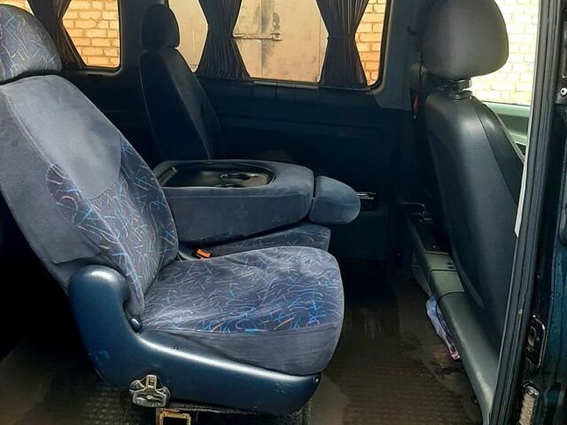 Чорний Мерседес Віто, об'ємом двигуна 2.1 л та пробігом 420 тис. км за 8500 $, фото 8 на Automoto.ua