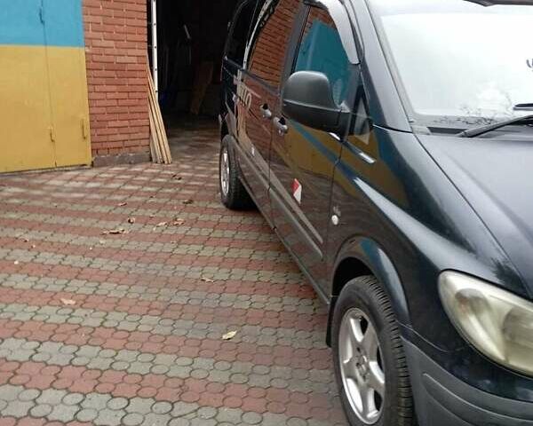 Черный Мерседес Вито, объемом двигателя 2.15 л и пробегом 230 тыс. км за 8000 $, фото 12 на Automoto.ua