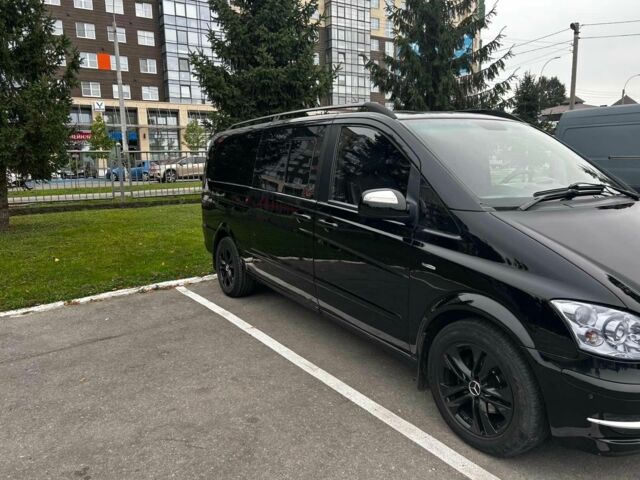 Черный Мерседес Вито, объемом двигателя 2.1 л и пробегом 300 тыс. км за 12700 $, фото 3 на Automoto.ua