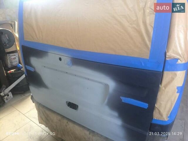 Черный Мерседес Вито, объемом двигателя 2.15 л и пробегом 470 тыс. км за 6750 $, фото 20 на Automoto.ua