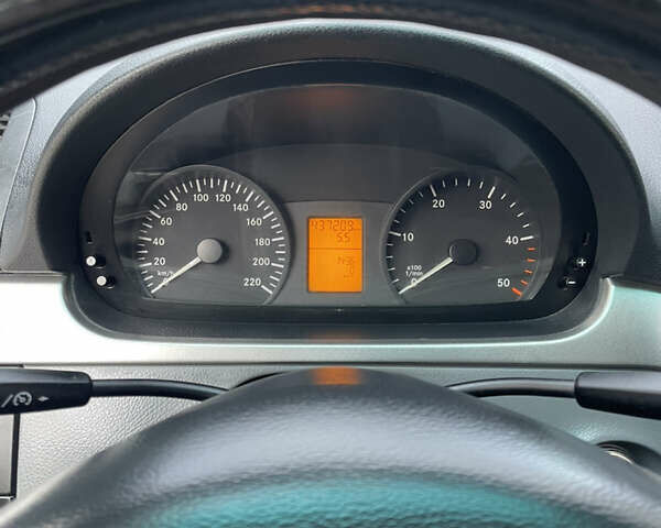 Черный Мерседес Вито, объемом двигателя 2.15 л и пробегом 438 тыс. км за 7900 $, фото 14 на Automoto.ua