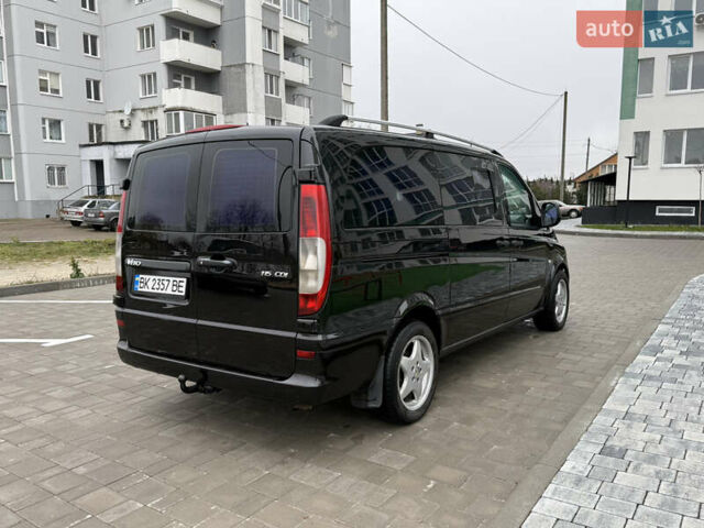 Черный Мерседес Вито, объемом двигателя 2.2 л и пробегом 256 тыс. км за 7800 $, фото 5 на Automoto.ua