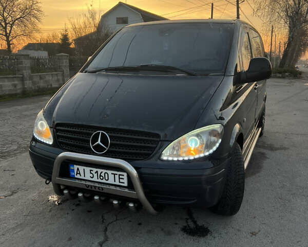 Черный Мерседес Вито, объемом двигателя 2.15 л и пробегом 46 тыс. км за 7299 $, фото 1 на Automoto.ua