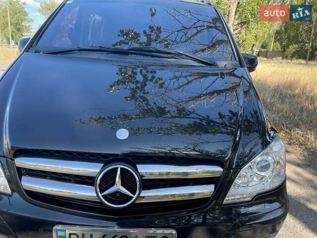 Черный Мерседес Вито, объемом двигателя 2.99 л и пробегом 396 тыс. км за 16000 $, фото 21 на Automoto.ua