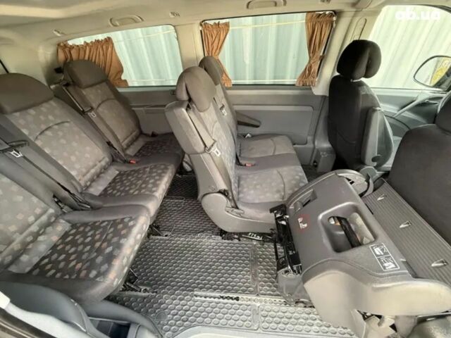 Черный Мерседес Вито, объемом двигателя 0 л и пробегом 275 тыс. км за 3000 $, фото 8 на Automoto.ua