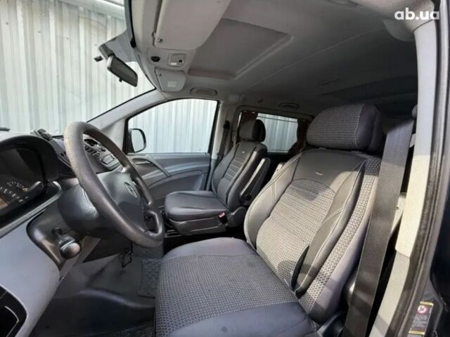 Черный Мерседес Вито, объемом двигателя 0 л и пробегом 275 тыс. км за 3000 $, фото 3 на Automoto.ua