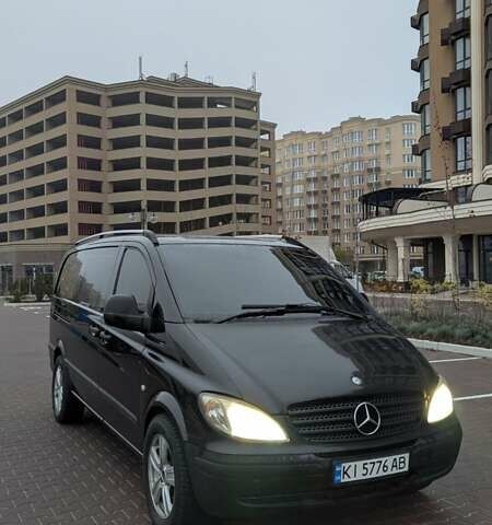Черный Мерседес Вито, объемом двигателя 2.15 л и пробегом 565 тыс. км за 9000 $, фото 1 на Automoto.ua