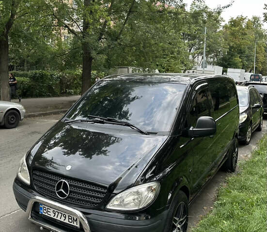 Черный Мерседес Вито, объемом двигателя 3 л и пробегом 453 тыс. км за 13000 $, фото 3 на Automoto.ua