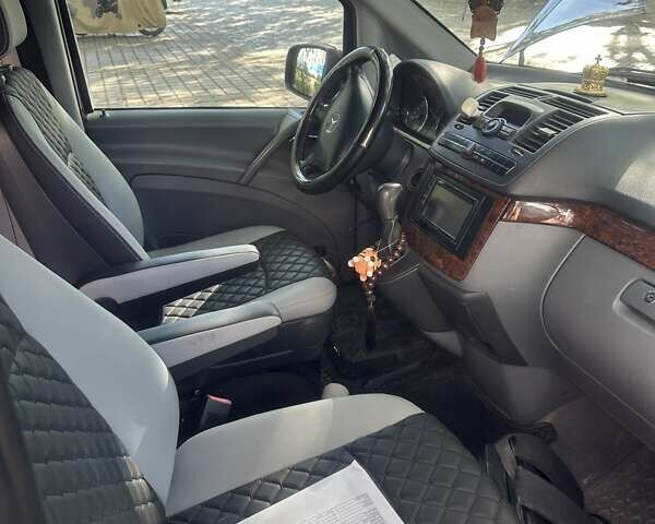 Чорний Мерседес Віто, об'ємом двигуна 3 л та пробігом 445 тис. км за 14172 $, фото 12 на Automoto.ua