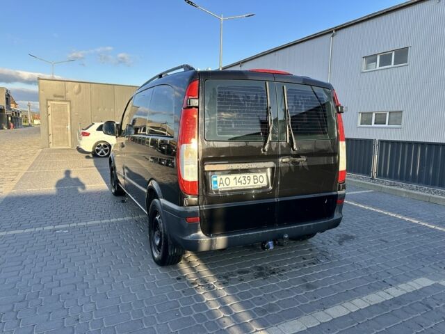 Черный Мерседес Вито, объемом двигателя 2.1 л и пробегом 400 тыс. км за 7600 $, фото 4 на Automoto.ua