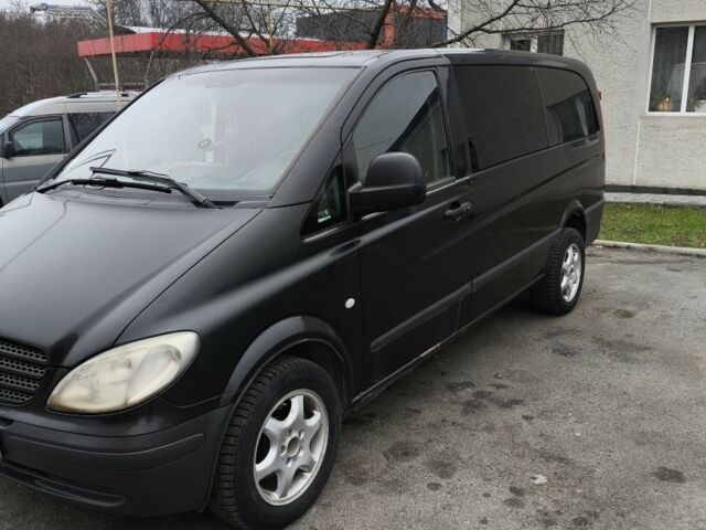 Чорний Мерседес Віто, об'ємом двигуна 2.1 л та пробігом 265 тис. км за 9000 $, фото 1 на Automoto.ua