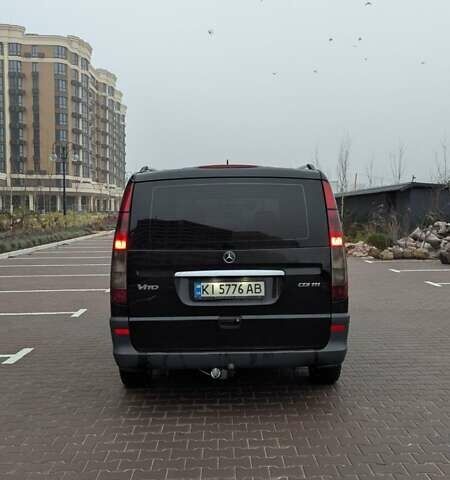 Черный Мерседес Вито, объемом двигателя 2.15 л и пробегом 565 тыс. км за 9000 $, фото 5 на Automoto.ua