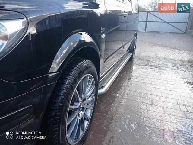 Черный Мерседес Вито, объемом двигателя 2.15 л и пробегом 365 тыс. км за 12500 $, фото 14 на Automoto.ua