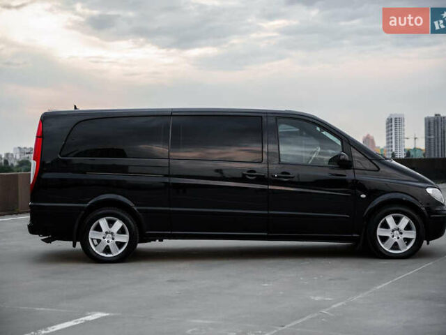 Черный Мерседес Вито, объемом двигателя 2.15 л и пробегом 120 тыс. км за 37000 $, фото 1 на Automoto.ua