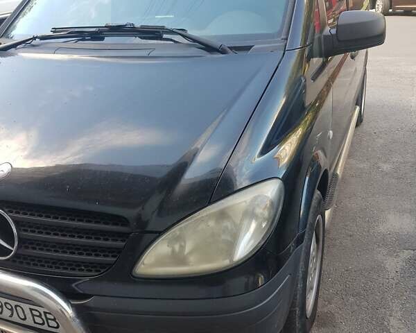Черный Мерседес Вито, объемом двигателя 2.2 л и пробегом 999 тыс. км за 9500 $, фото 8 на Automoto.ua