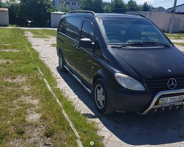 Черный Мерседес Вито, объемом двигателя 2.2 л и пробегом 999 тыс. км за 9500 $, фото 3 на Automoto.ua