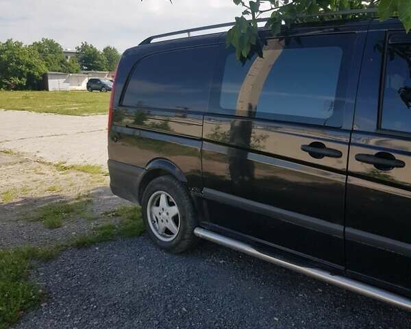 Черный Мерседес Вито, объемом двигателя 2.2 л и пробегом 999 тыс. км за 9500 $, фото 11 на Automoto.ua