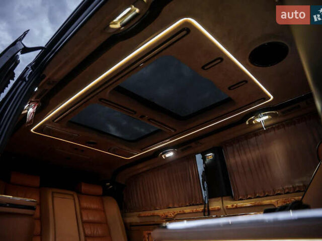 Черный Мерседес Вито, объемом двигателя 2.15 л и пробегом 120 тыс. км за 37000 $, фото 4 на Automoto.ua