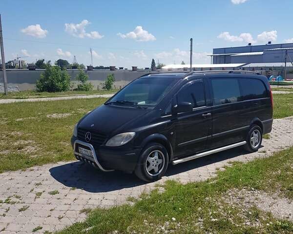 Черный Мерседес Вито, объемом двигателя 2.2 л и пробегом 999 тыс. км за 9500 $, фото 2 на Automoto.ua