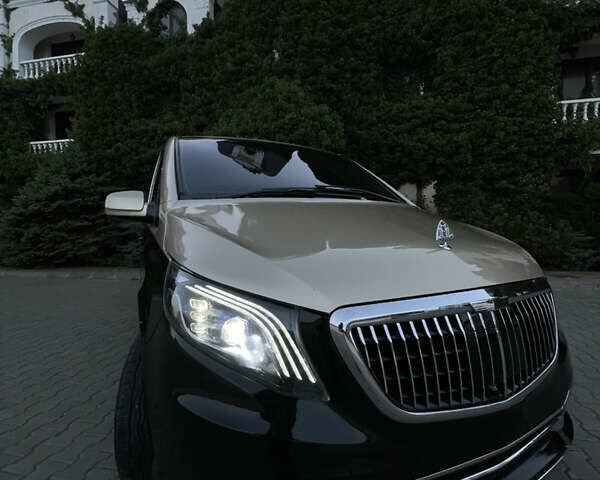 Черный Мерседес Вито, объемом двигателя 2.14 л и пробегом 20 тыс. км за 17999 $, фото 8 на Automoto.ua