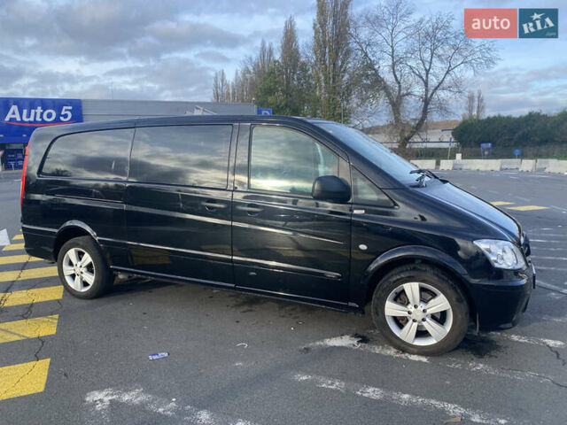 Черный Мерседес Вито, объемом двигателя 2.14 л и пробегом 255 тыс. км за 10900 $, фото 1 на Automoto.ua