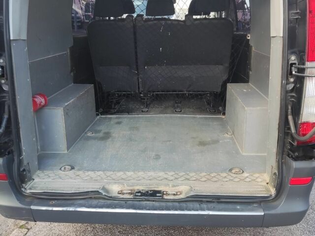 Мерседес Вито 2013 в Славянске на Automoto.ua Черный Мерседес Вито, объемом двигателя 2 л и пробегом 309 тыс. км за 6300 $, фото 5 на Automoto.ua