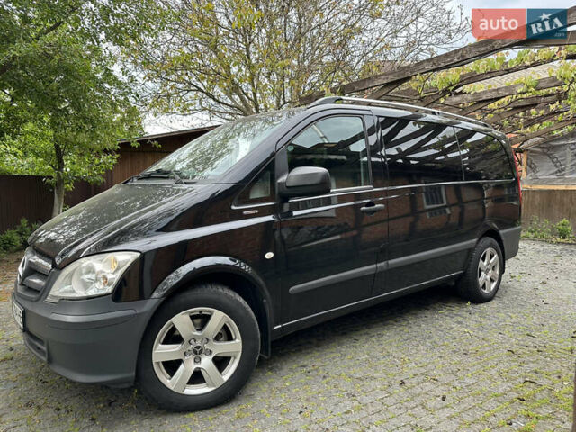 Черный Мерседес Вито, объемом двигателя 2.14 л и пробегом 325 тыс. км за 15300 $, фото 4 на Automoto.ua
