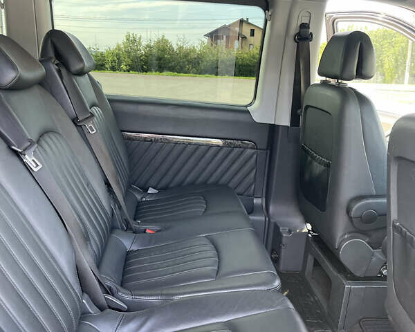 Черный Мерседес Вито, объемом двигателя 2.14 л и пробегом 173 тыс. км за 19200 $, фото 8 на Automoto.ua