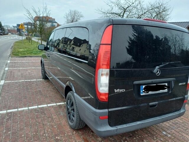 Черный Мерседес Вито, объемом двигателя 2.2 л и пробегом 221 тыс. км за 8200 $, фото 4 на Automoto.ua