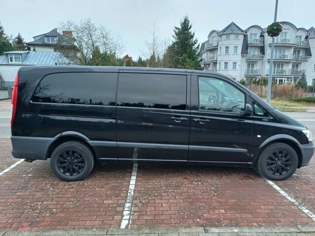 Черный Мерседес Вито, объемом двигателя 2.2 л и пробегом 221 тыс. км за 8200 $, фото 6 на Automoto.ua
