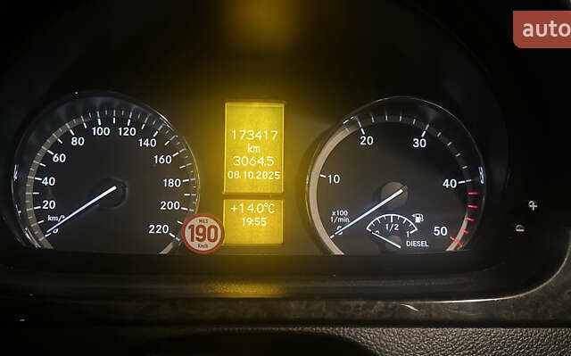 Черный Мерседес Вито, объемом двигателя 2.14 л и пробегом 173 тыс. км за 19200 $, фото 18 на Automoto.ua