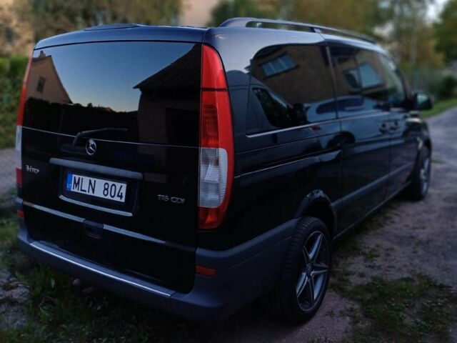 Черный Мерседес Вито, объемом двигателя 2.2 л и пробегом 228 тыс. км за 9400 $, фото 4 на Automoto.ua