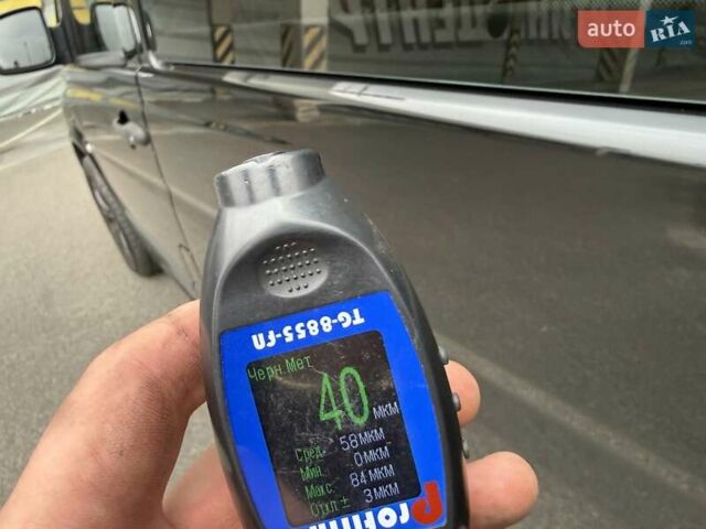 Черный Мерседес Вито, объемом двигателя 2.2 л и пробегом 260 тыс. км за 10999 $, фото 66 на Automoto.ua