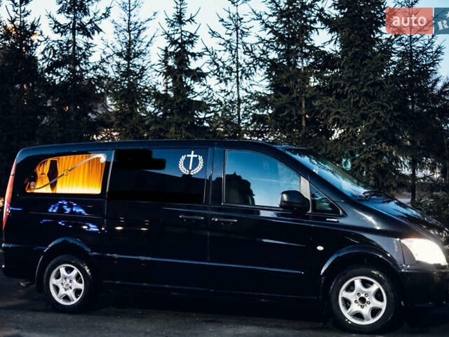 Черный Мерседес Вито, объемом двигателя 2.2 л и пробегом 320 тыс. км за 27600 $, фото 1 на Automoto.ua