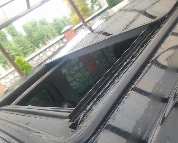 Чорний Мерседес Віто, об'ємом двигуна 2.14 л та пробігом 325 тис. км за 24999 $, фото 19 на Automoto.ua