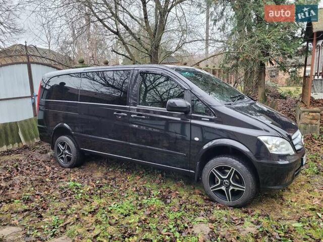 Черный Мерседес Вито, объемом двигателя 2.14 л и пробегом 296 тыс. км за 17000 $, фото 2 на Automoto.ua