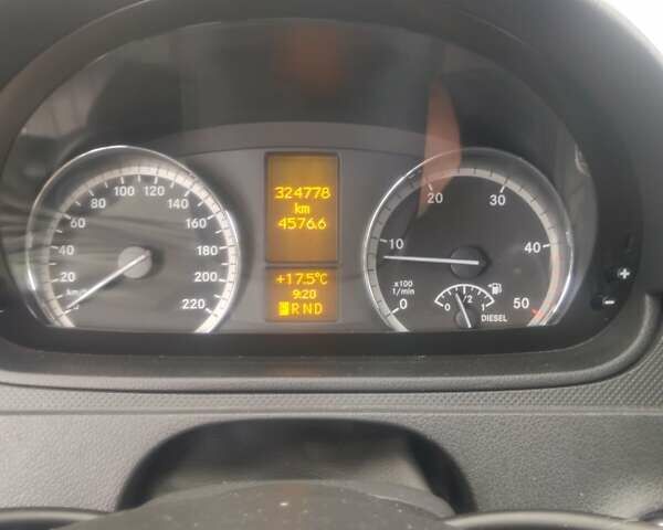Чорний Мерседес Віто, об'ємом двигуна 2.14 л та пробігом 325 тис. км за 24999 $, фото 11 на Automoto.ua
