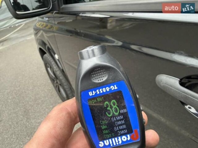 Черный Мерседес Вито, объемом двигателя 2.2 л и пробегом 260 тыс. км за 10999 $, фото 65 на Automoto.ua