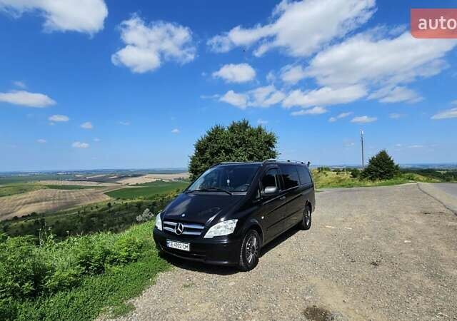 Черный Мерседес Вито, объемом двигателя 2.1 л и пробегом 220 тыс. км за 12500 $, фото 1 на Automoto.ua