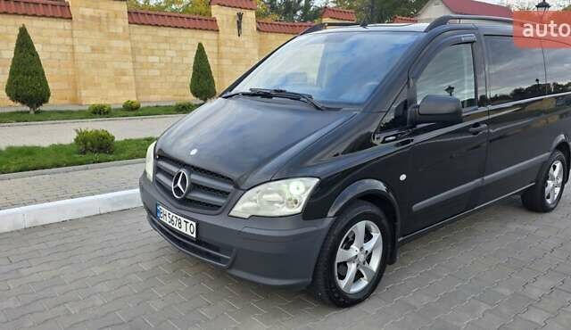 Черный Мерседес Вито, объемом двигателя 2.14 л и пробегом 348 тыс. км за 18000 $, фото 6 на Automoto.ua