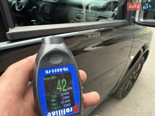 Черный Мерседес Вито, объемом двигателя 2.2 л и пробегом 260 тыс. км за 10999 $, фото 71 на Automoto.ua